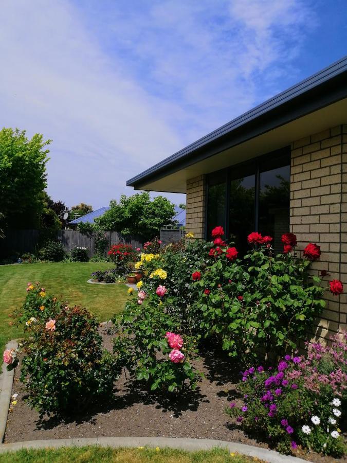 Perfect Home, Stunning Gardens - Aidanfield Gardens Bellissimo Christchurch Exterior photo